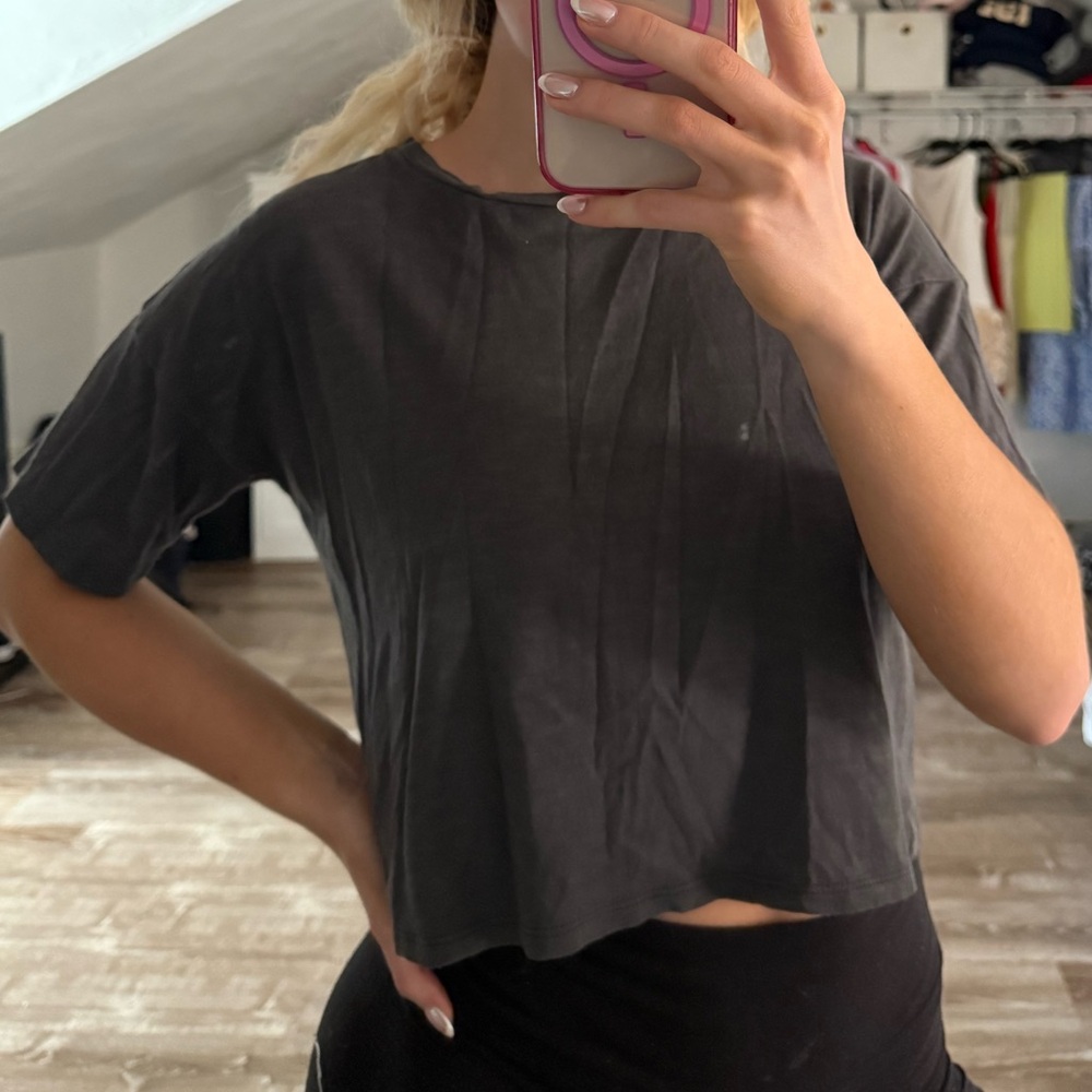 American Eagle Outfitters Charcoal Tee